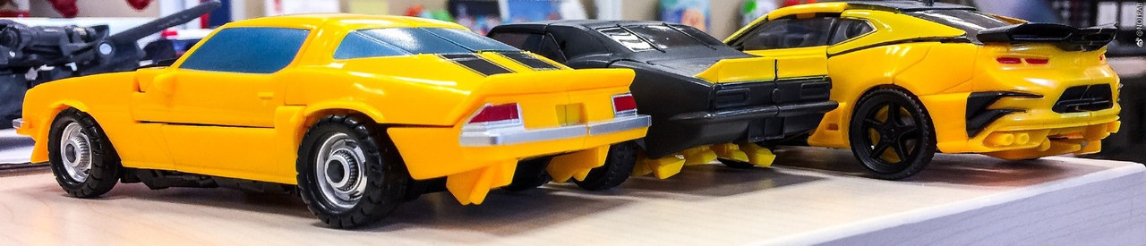 Transformers-Tribute-Bumblebee-Evolution-3-Pack-