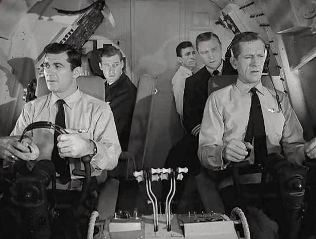 SERLING-ODYSSEY-FLIGHT-33-FOTOR.jpg