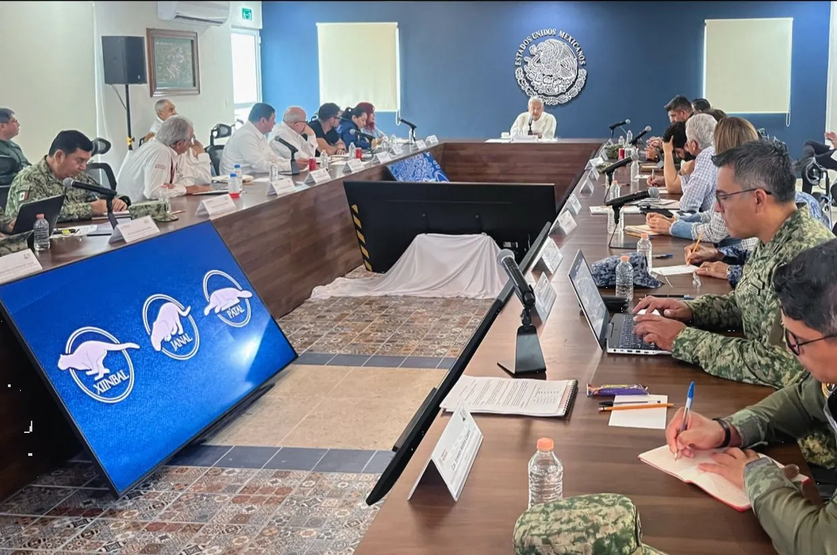 Evalúa AMLO programas en Oaxaca, Veracruz, Chiapas, Tabasco, Campeche y Quintana Roo