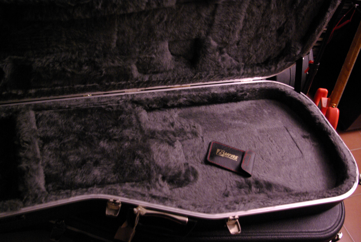 SN 74 Abr 99 Hiscox (II)