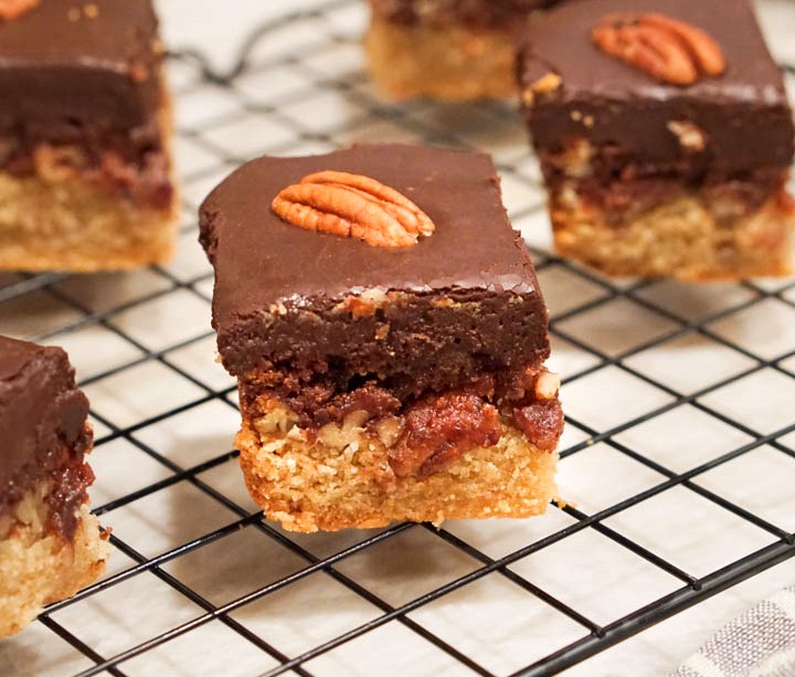 Chocolate Pecan Pie Bars