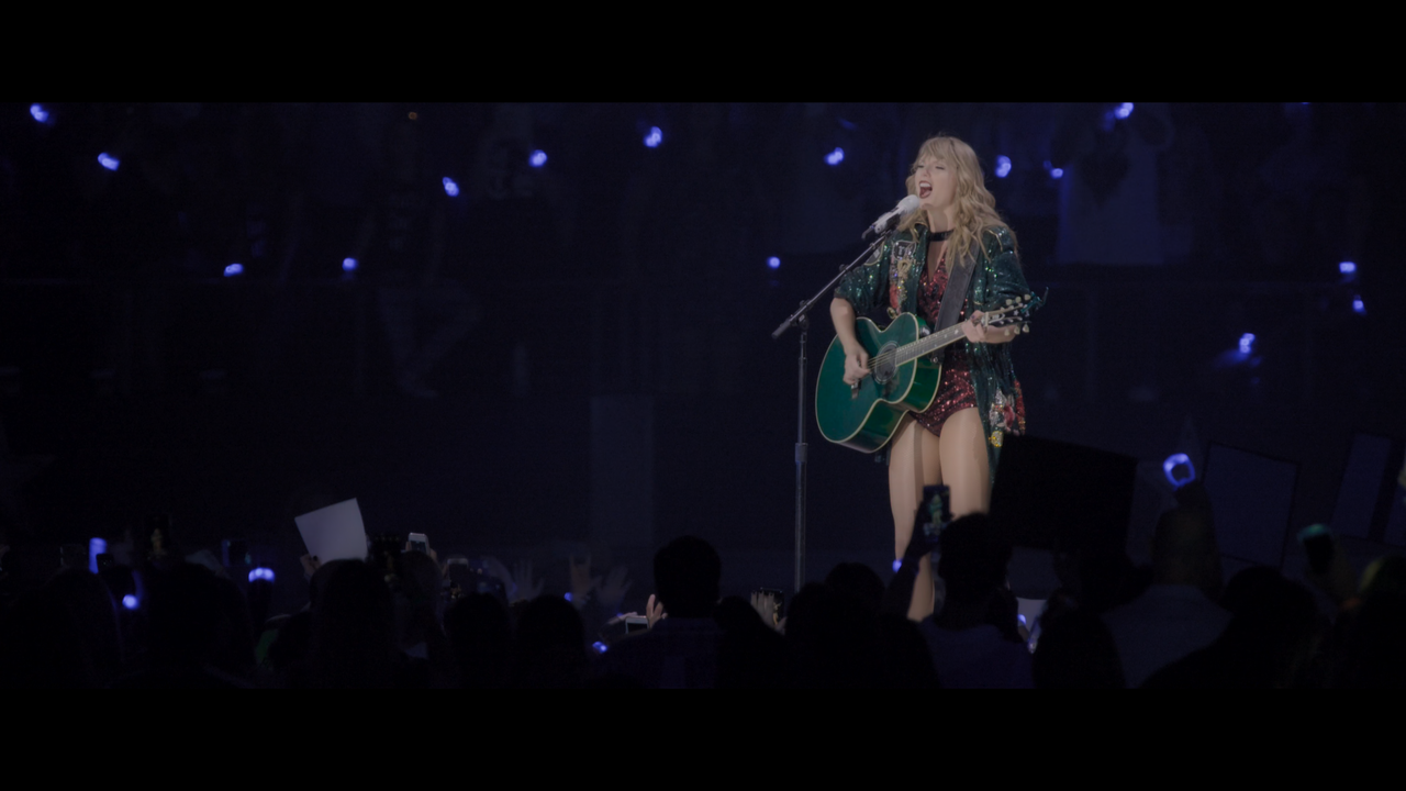Taylor.Swift.Reputation.Stadium.Tour.2018.2160p.NF.WEB-DL.DDP5.1.Atmos.DV.HDR.H.265-CRFW.mkv_snapsho