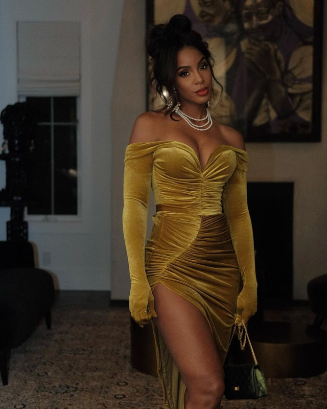 [Image: Fa-Ib-Pl-WUc-AAZs-Mz.jpg]