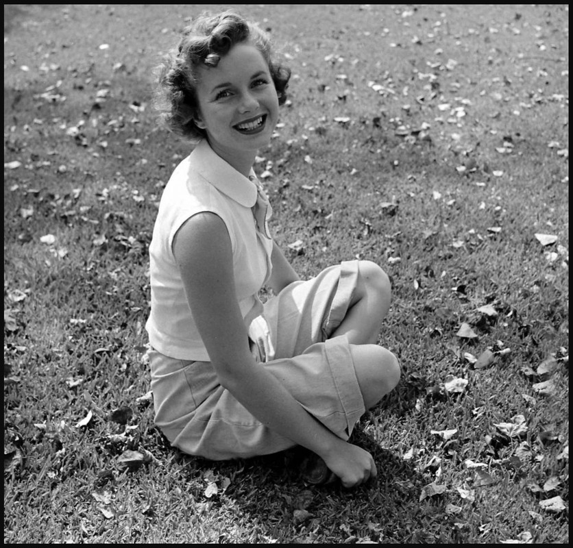 Debbie_Reynolds_b29