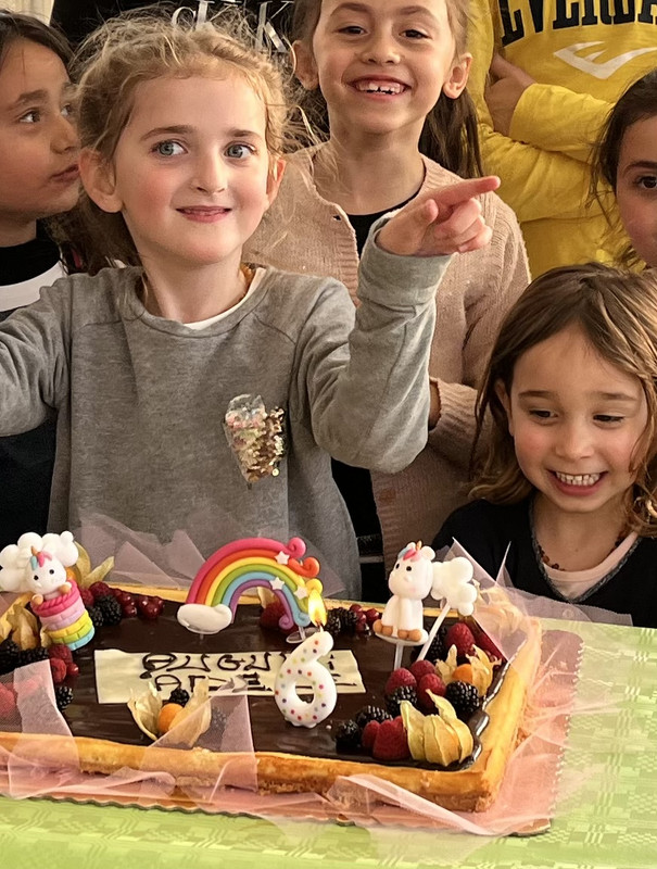 35293432-B4D3-4A5C-AE41-8B70DF8CA49A