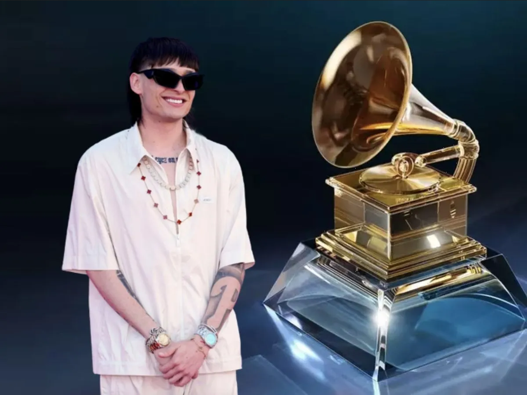 Peso Pluma hace historia al ganar su primer Grammy con el álbum