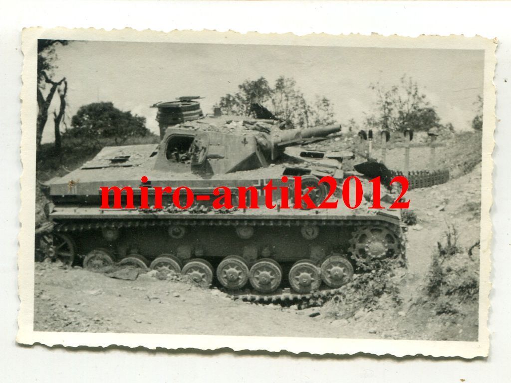 Foto, Panzerregiment 8, zerstörter Panzer IV, No