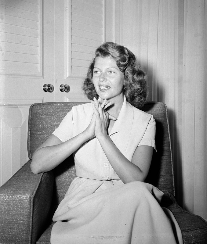 rita_hayworth_i21