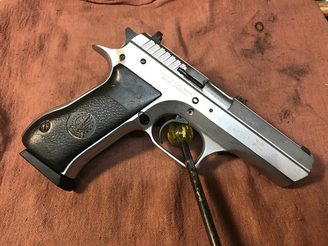 E1788F28-EDD3-438D-A1E1-55E624EBA769