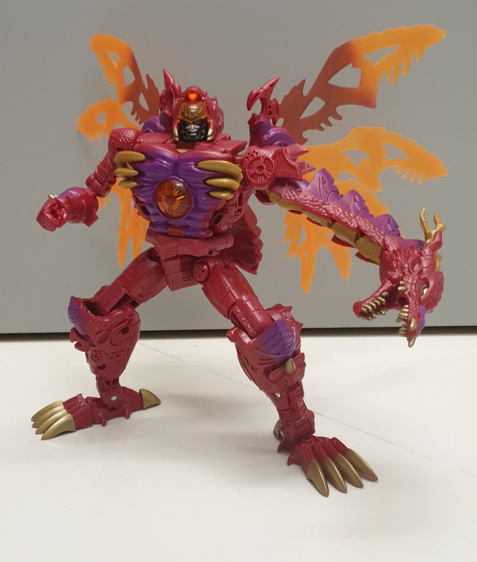 Legacy-Transmetal-II-Megatron-02