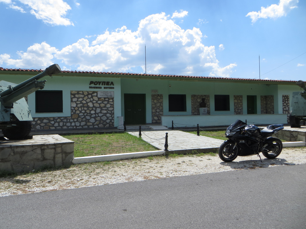 IMG-4906.jpg