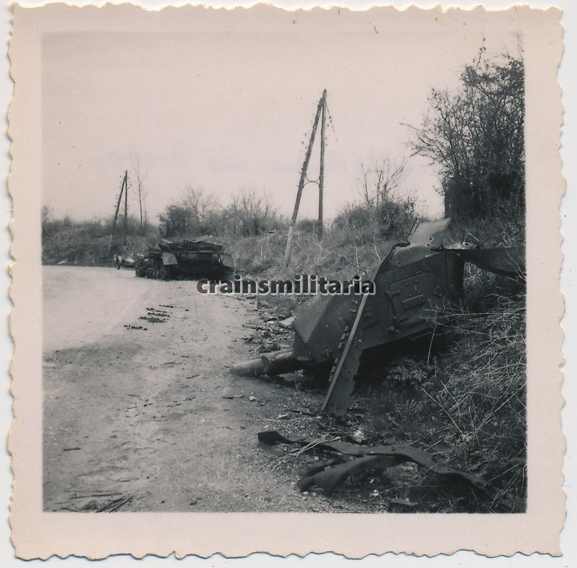 Orig. Foto zerstörte Panzer IV Tank b. STONNE Ar