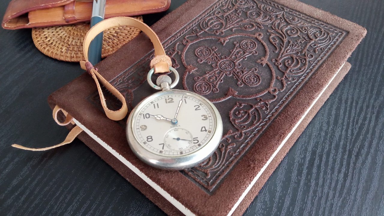 Des montres ... un livre ... - Page 20 Whats-App-Image-2024-08-15-at-10-04-46