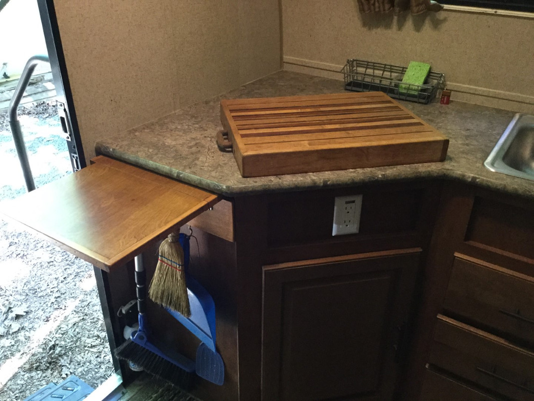 IMG_0528 flip shelf and stove cover (Large)