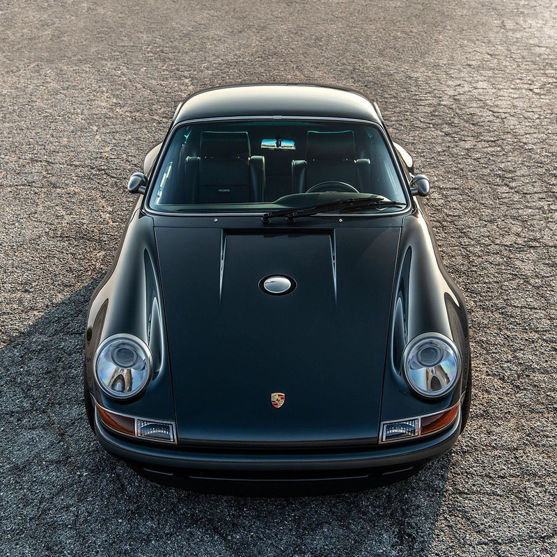 Singer-Vehicle-Design-Suisse-Commission-13.jpg