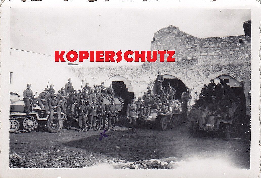 Italien Südfront leichte Schützenpanzerwagen Sd.