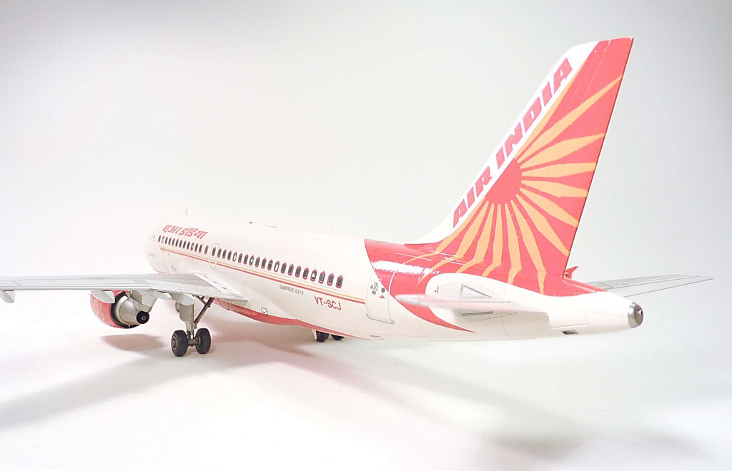 A319 Air India [Revell] 1/144 P1080686