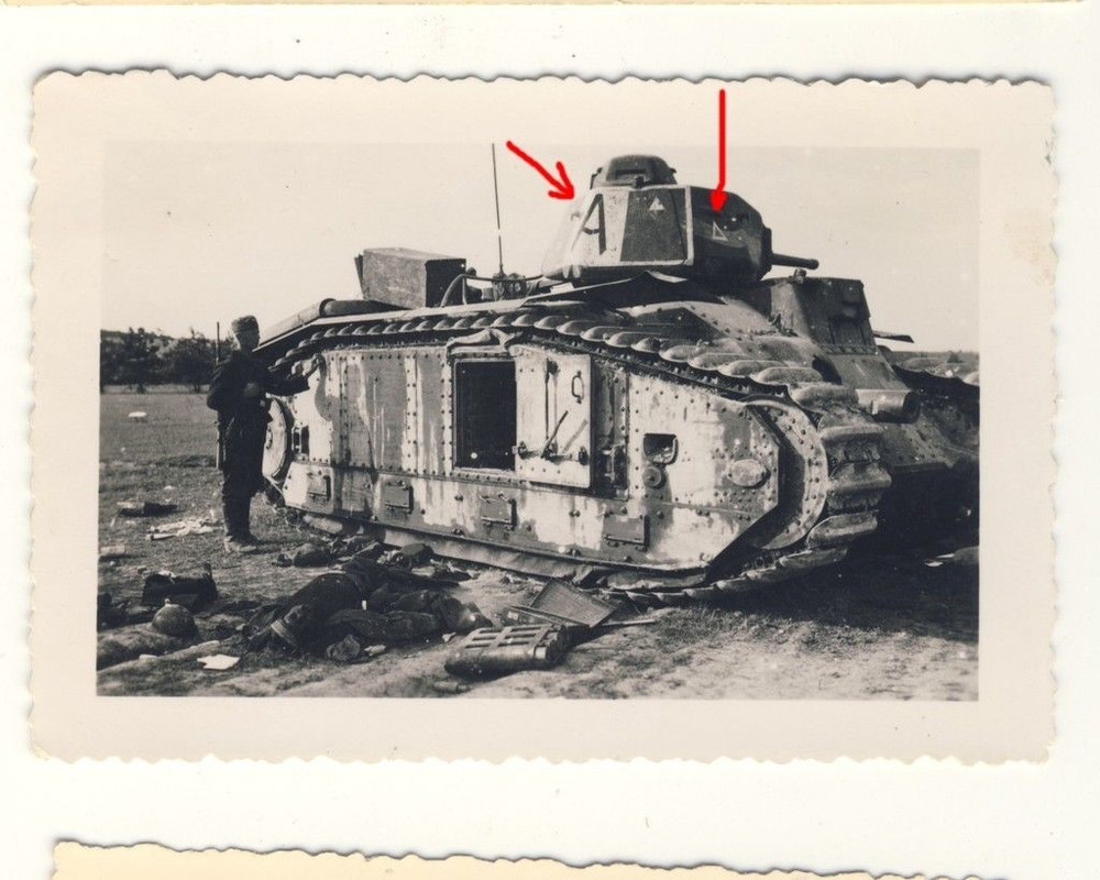 FRANKREICH - zerstörter französischer PANZER - K