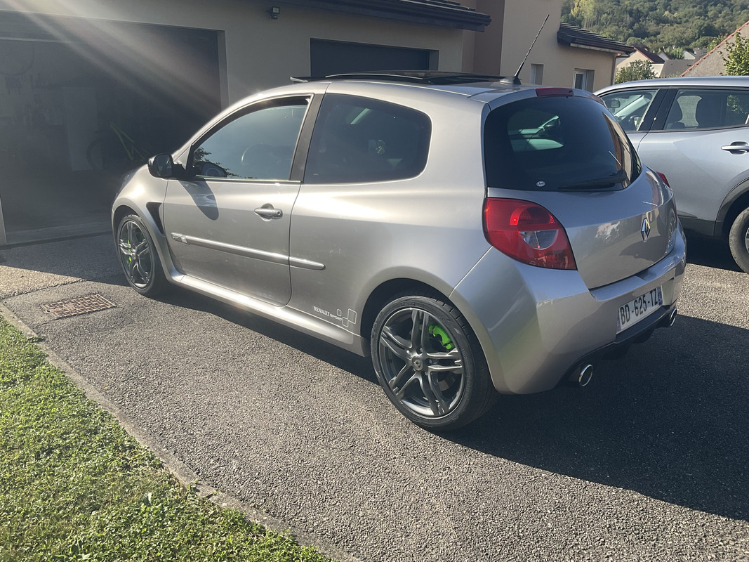 26A01E80-980F-49F9-9850-72D1B69C1768