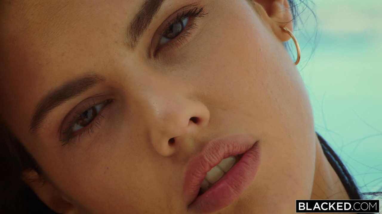 vlcsnap-2023-08-07-00h44m29s312