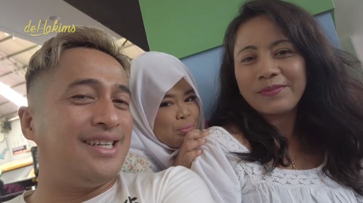 Irfan Hakim, Rahmawati Kekeyi, dan ibunda Kekeyi. 