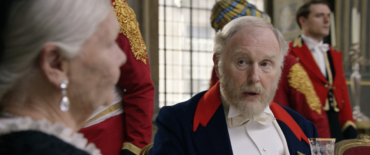 Victoria & Abdul 2017 (1080p x265 10bit Tigole).mkv_snapshot_00.