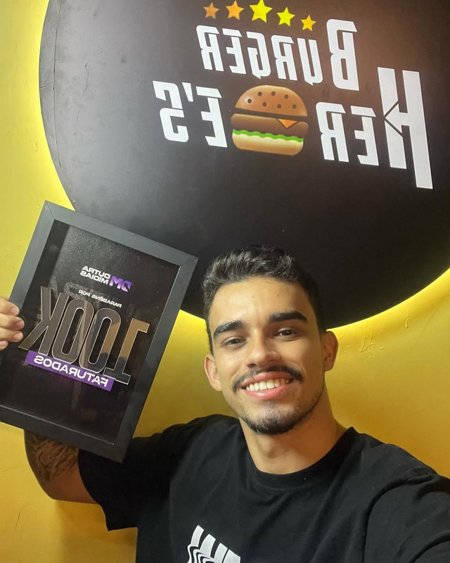 Cliente Dutra Mídias - Faturamento Reconhecido