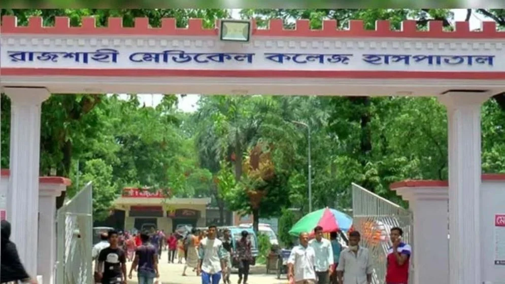 ছুরি-রামদার আঘাতকে ভোঁতা অস্ত্র দেখানোর অভিযোগ চিকিৎসকের বিরুদ্ধে