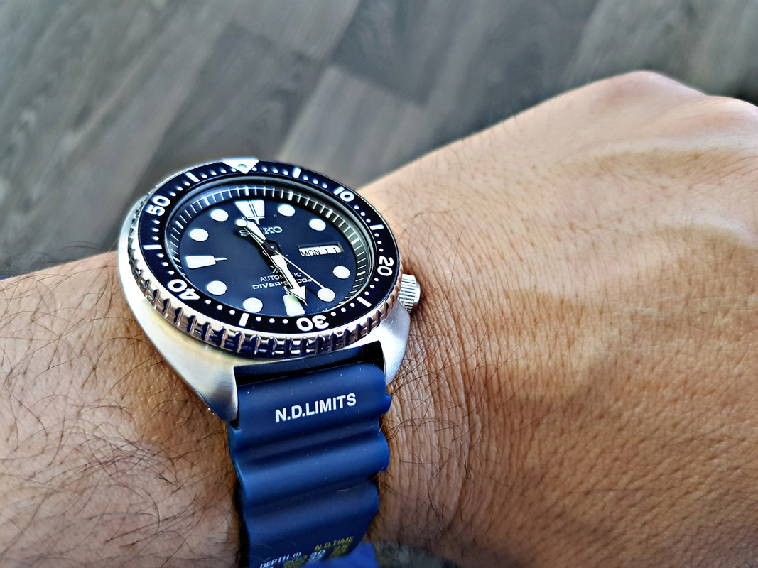 PicsArt_06-11-11.29.28