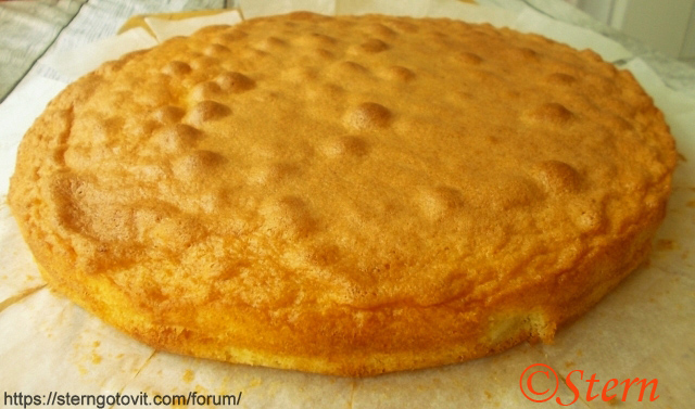 Торт с клубникой «Виктория»