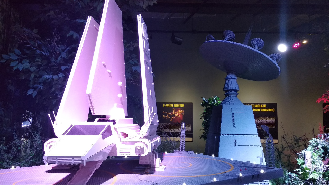Lambda-Class Imperial Shuttle di LEGO Star Wars Miniland LEGOLAND