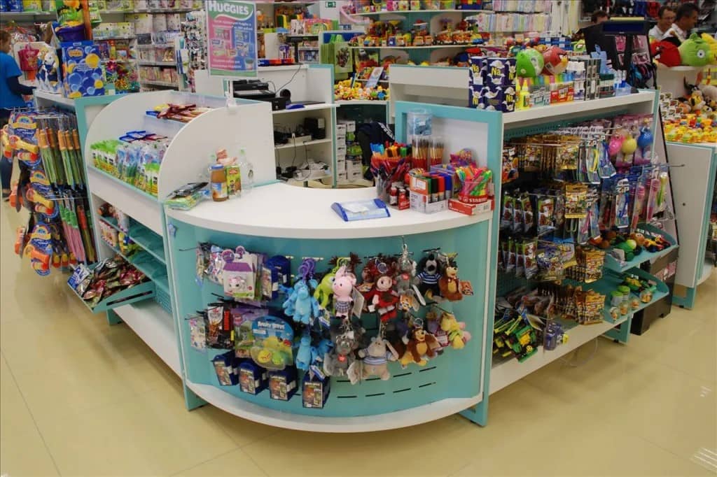 pravilno-vybrat-torgovoe-oborudovanie-4-min