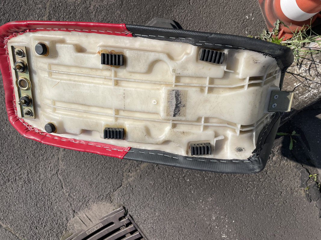 9AFB5225-80AE-4685-B3DA-57E6CCB90601