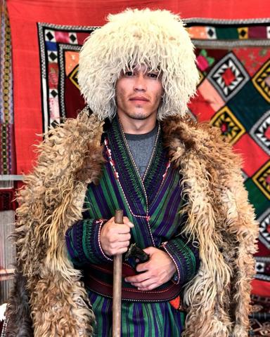 Yasyr Mambetaliev.
