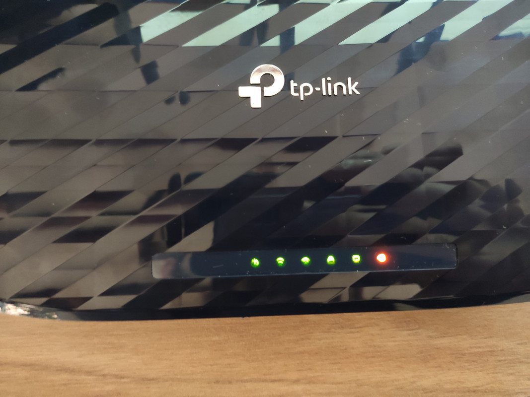 tp-link_archer_c20(EU)_v5-front_leds