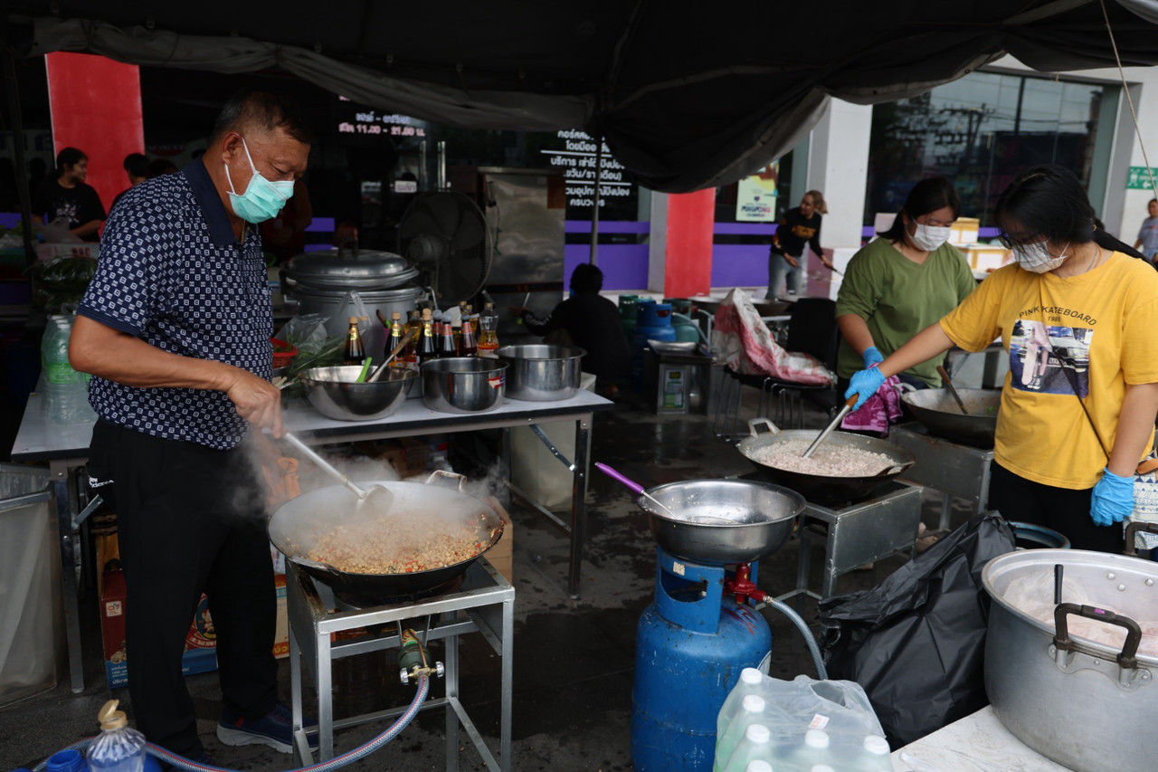 LINE-ALBUM-had-hiy-x-thkph-y68-251127-24-0