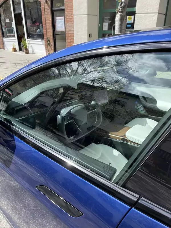 E8E3540F-D548-419E-964B-32B4F048FCF6