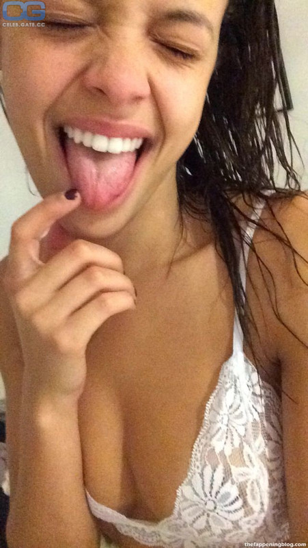 aubrey-cleland-fappening-leaks-63075