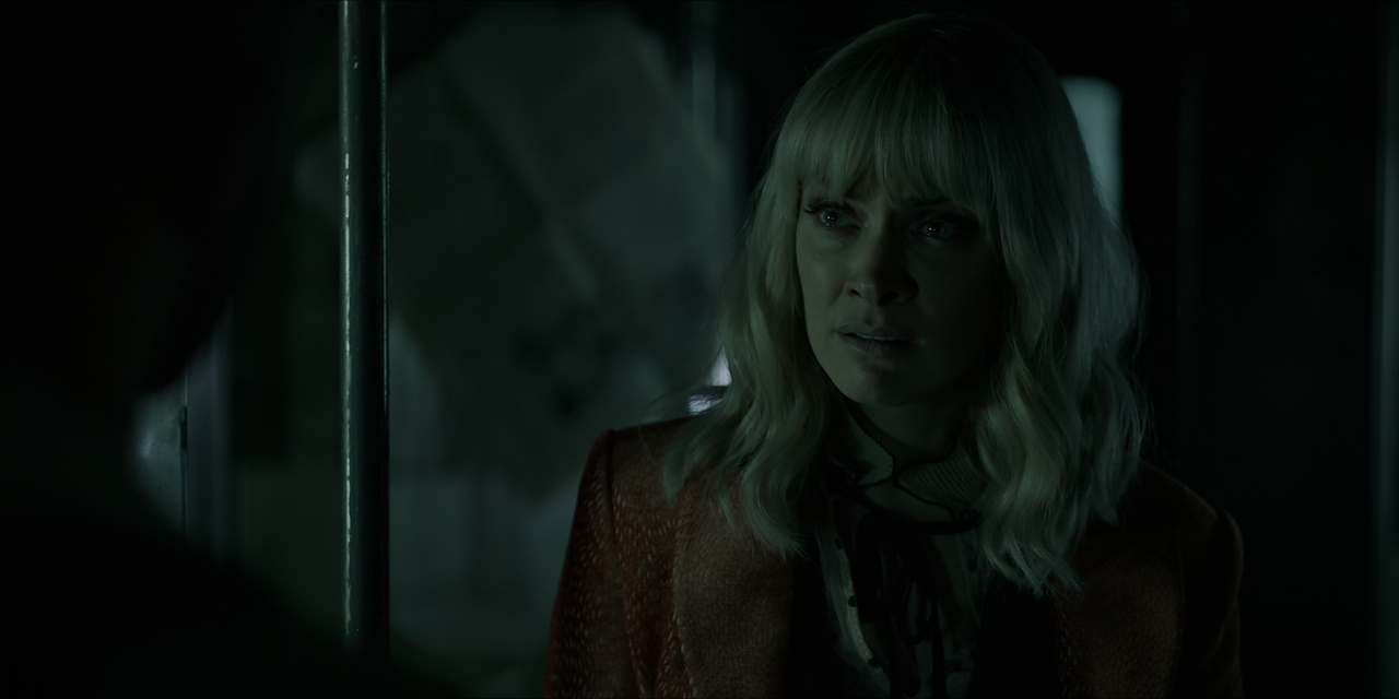 Batwoman.S02E15.Armed.and.Dangerous.1080p.10bit.AMZN.WEB-DL.DDP5.1.HEVC-Vyndros.mkv_snapshot_16.40_[