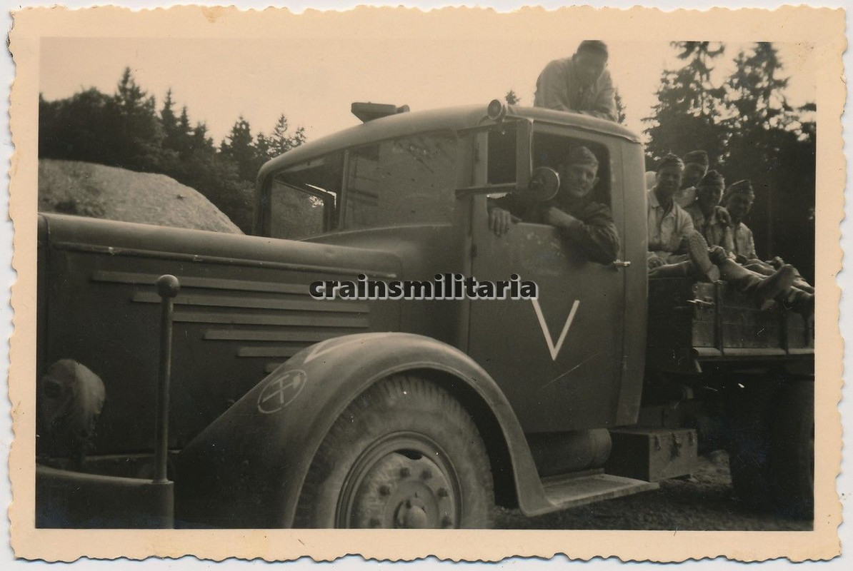 Orig. Foto Soldat bei schwere Lkw Büssing-NAG 50