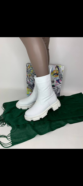 Screenshot_2022-06-25-10-37-33-263_com.miui.gallery