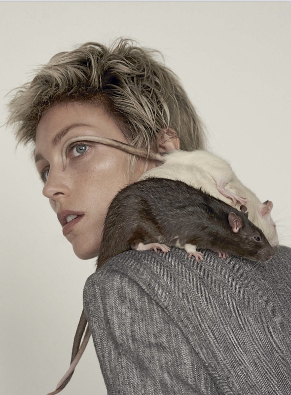 1CE32B67-B7BB-4288-9B42-90D8B8EEEE03