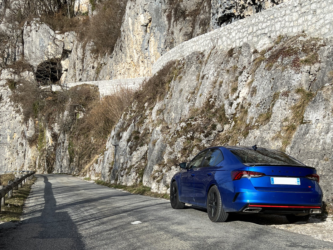 D7724C5F-505A-4E06-ABE2-2098974B056A