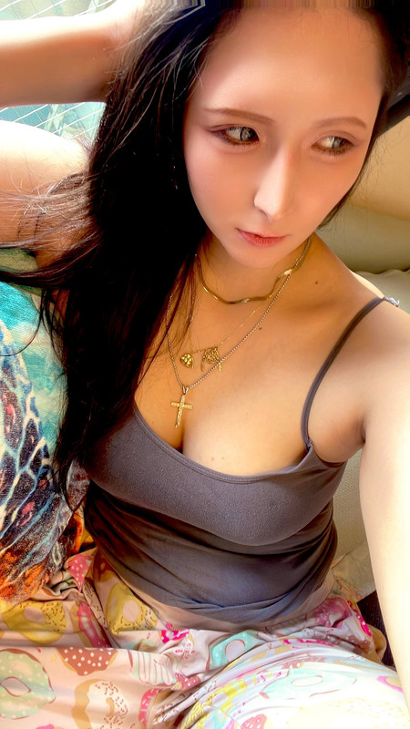 泣いてない泣いてない笑二重幅おかしくない？痒いに近い