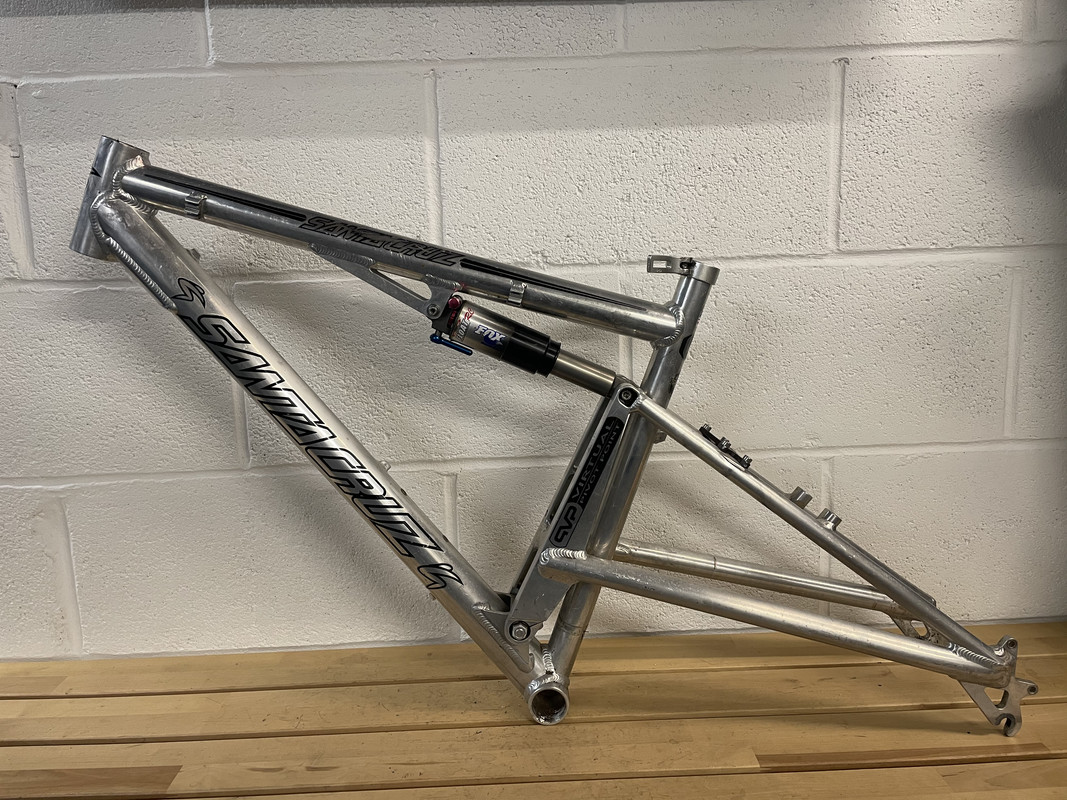 219EF874-D31E-4653-BF72-9E1B658B7951