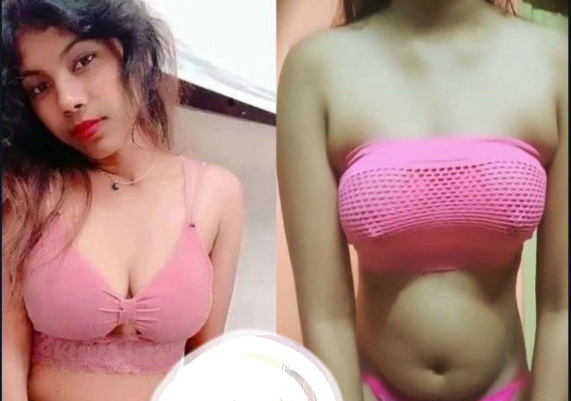 Desi girl rubbing her hairy pssy closeup