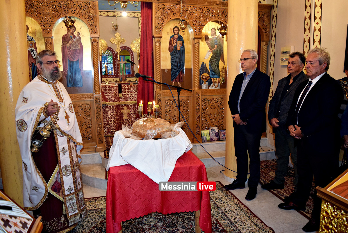 ΧΡΥΣΟΣΤΟΜΟΣDSC_0135