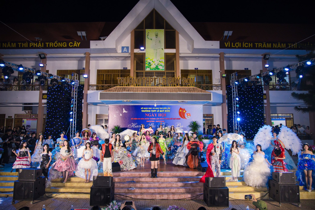 Hoạt động trải nghiệm sáng tạo