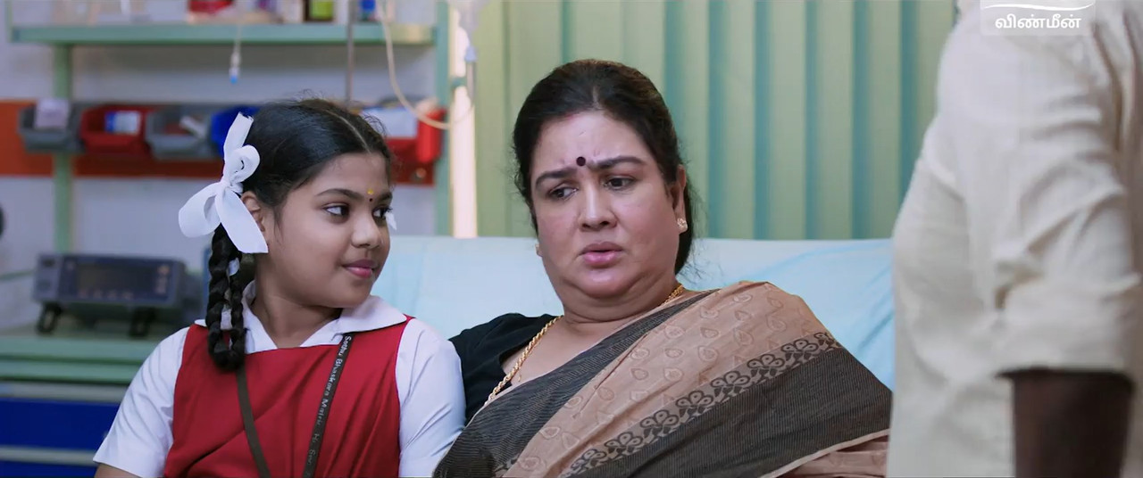 Emakku Thozhil Romance 2024 WebRip [Tamil] 480p, 720p ESub Screenshot