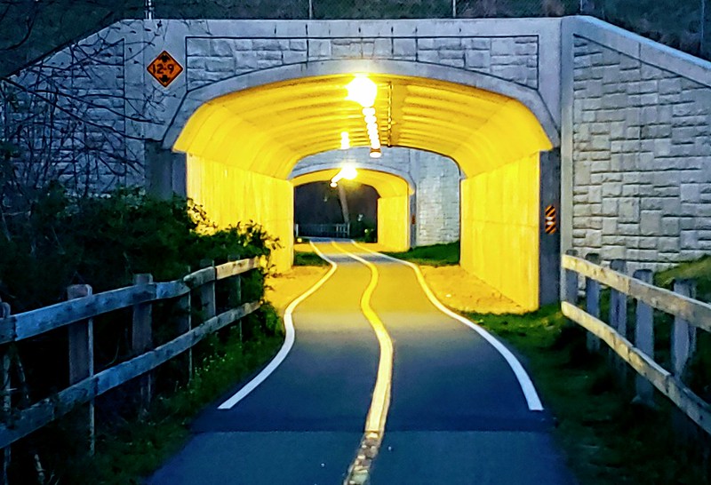 yellow-tunnel.jpg